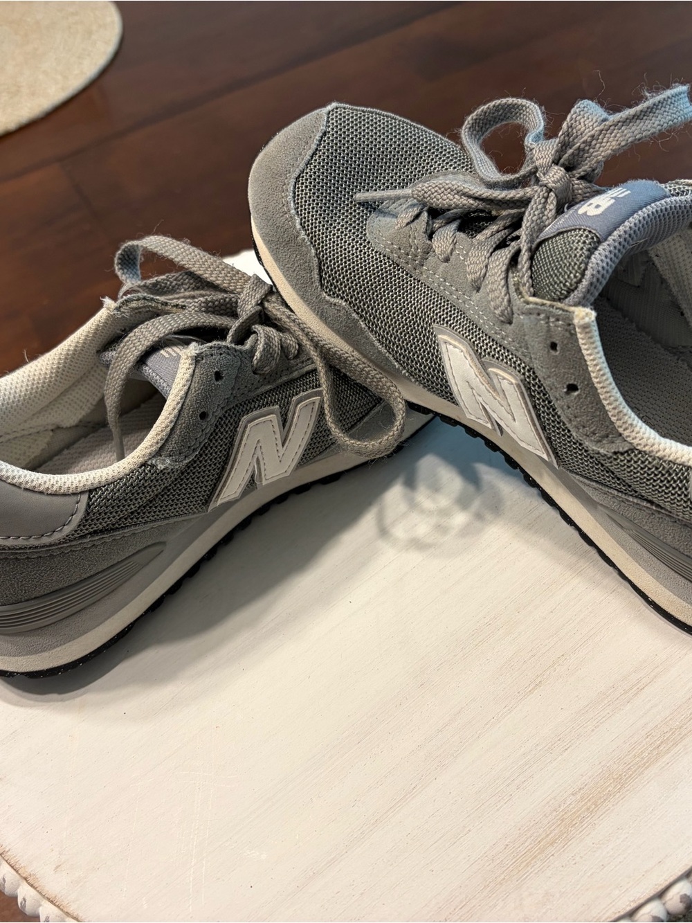 New Balance 515 Gris size 2 Big kid  Excelente